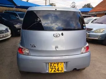 Toyota Bb