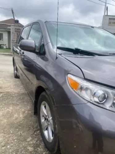 Toyota Sienna