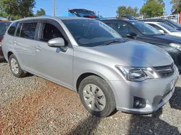 Toyota Fielder 