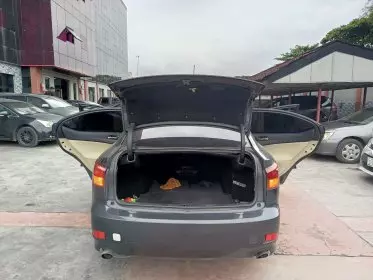 Lexus IS 350