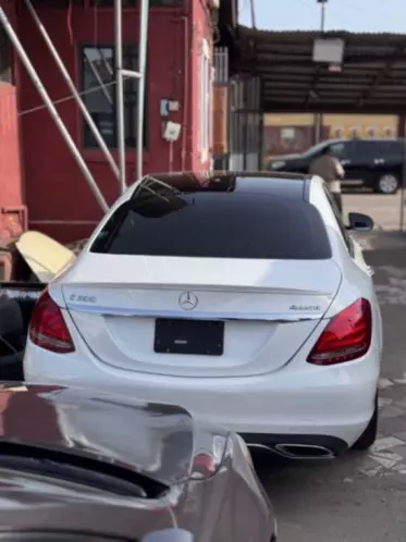 Mercedes-Benz C 300