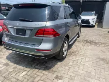Mercedes-Benz GLE 350