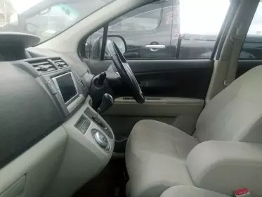 Toyota Passo Sette