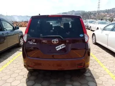 Toyota Passo Sette