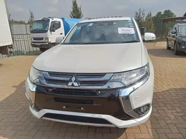 Mitsubishi Plug-in Hybrid Outlander