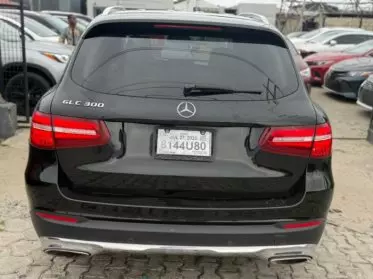 Mercedes-Benz GLC 300