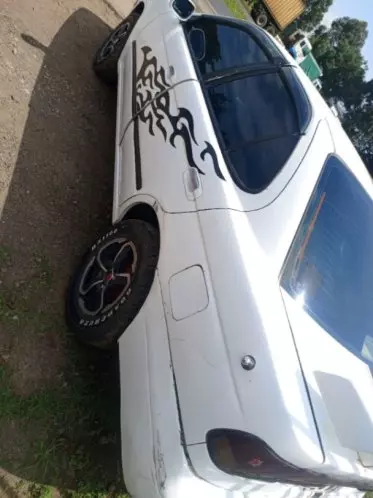 Nissan Advan