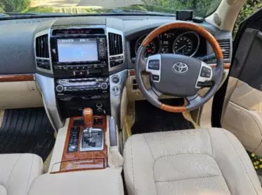 Toyota Landcruiser ZX