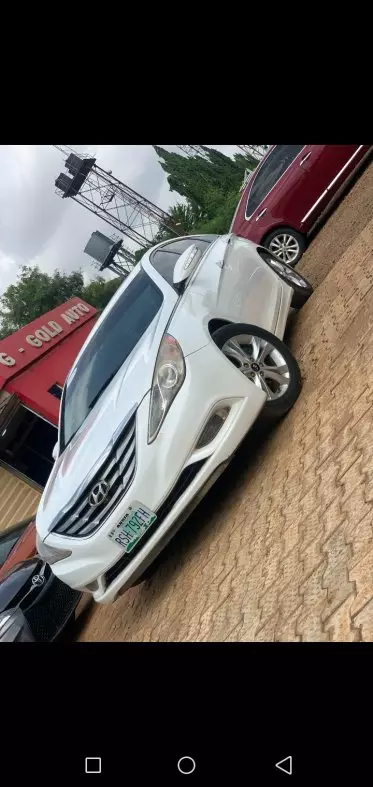 Hyundai Sonata