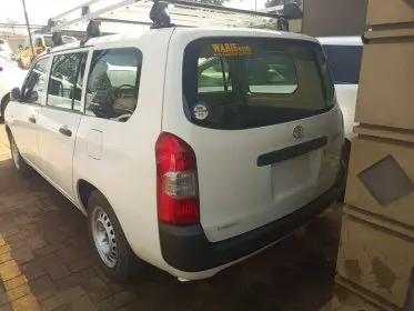 Toyota Succeed