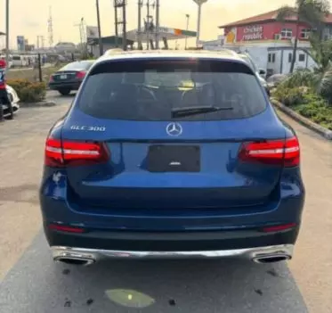 Mercedes-Benz GLC 300