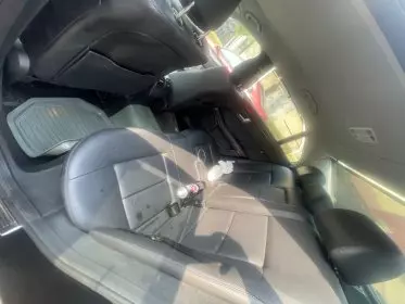 Mercedes-Benz E200