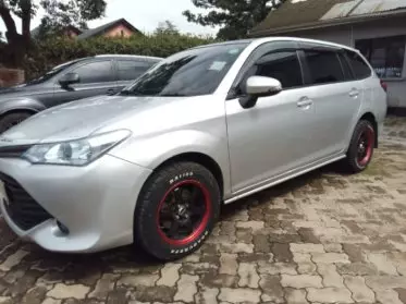 Toyota Fielder 