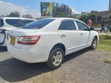 Toyota Premio