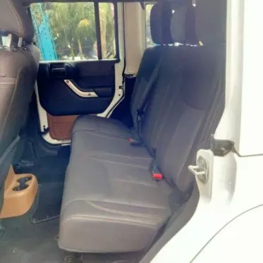 JEEP Wrangler Sahara