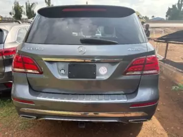 Mercedes-Benz GLE 350