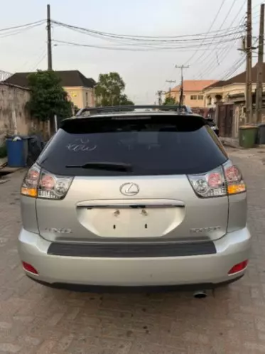 Lexus RX 330