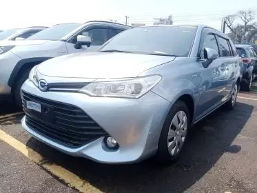 Toyota Fielder hybrid 