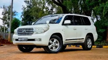 Toyota Landcruiser  V8