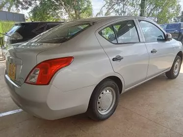 Nissan Latio