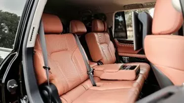 Lexus 570