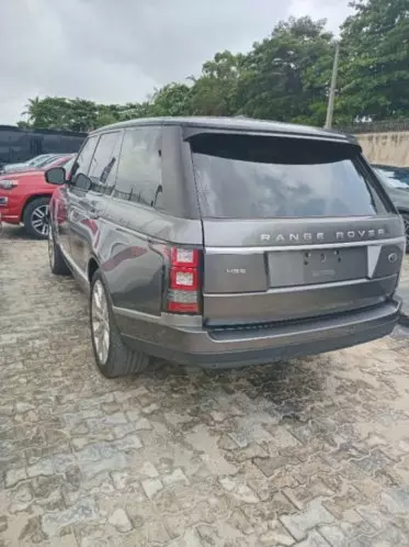 RANGE ROVER HSE LR4