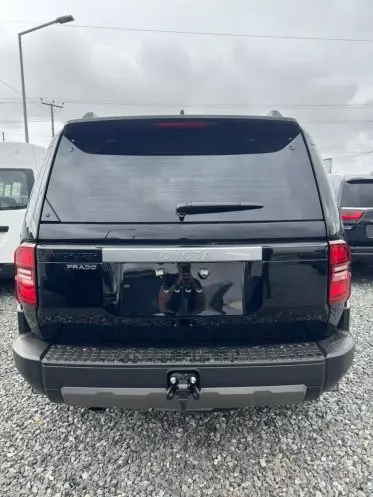 Toyota Landcruiser Prado