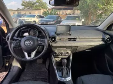Toyota Yaris IA