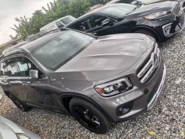 Mercedes-Benz GLB 250