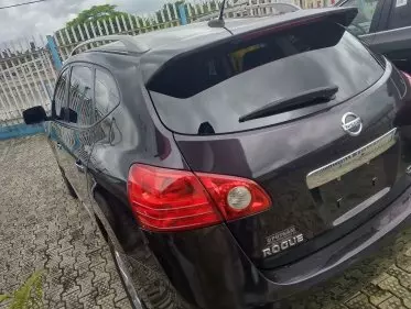 Nissan Rogue