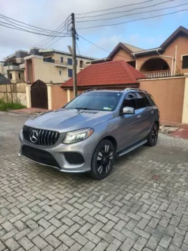 Mercedes-Benz GLE 350