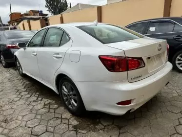 Lexus IS 250