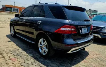 Mercedes-Benz ML 350