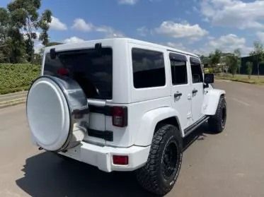 JEEP Wrangler Sahara