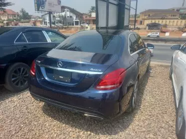 Mercedes-Benz C 300