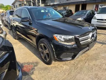 Mercedes-Benz GLC 300