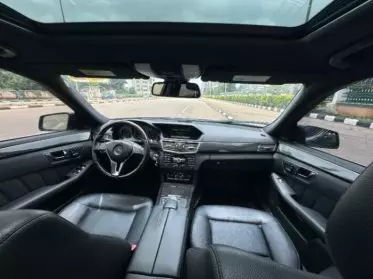 Mercedes-Benz E350
