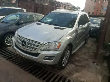 Mercedes-Benz ML 350