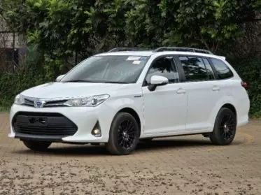 Toyota Fielder 