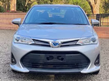 Toyota Axio hybrid 