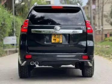 Toyota Landcruiser Prado