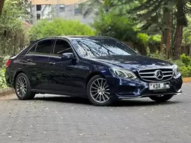 Mercedes-Benz E250
