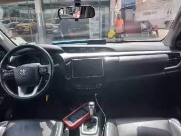 Toyota Hilux Revo 
