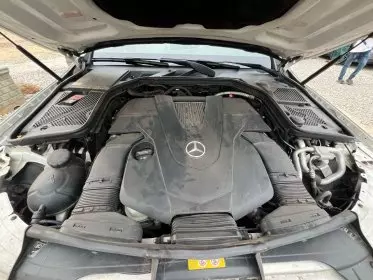 Mercedes-Benz C400