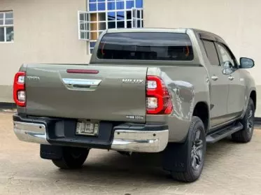 Toyota Hilux