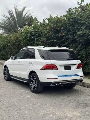 Mercedes-Benz GLE 350