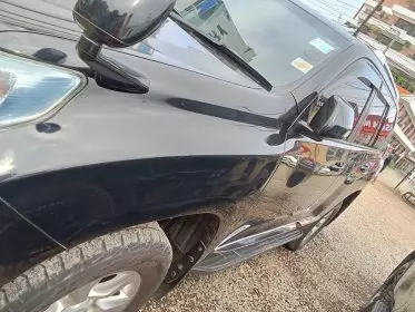 Toyota Land Cruiser Prado TX L