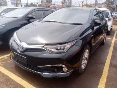 Toyota Auris Hybrid