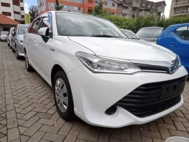Toyota Fielder hybrid 