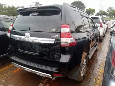 Toyota Landcruiser Prado